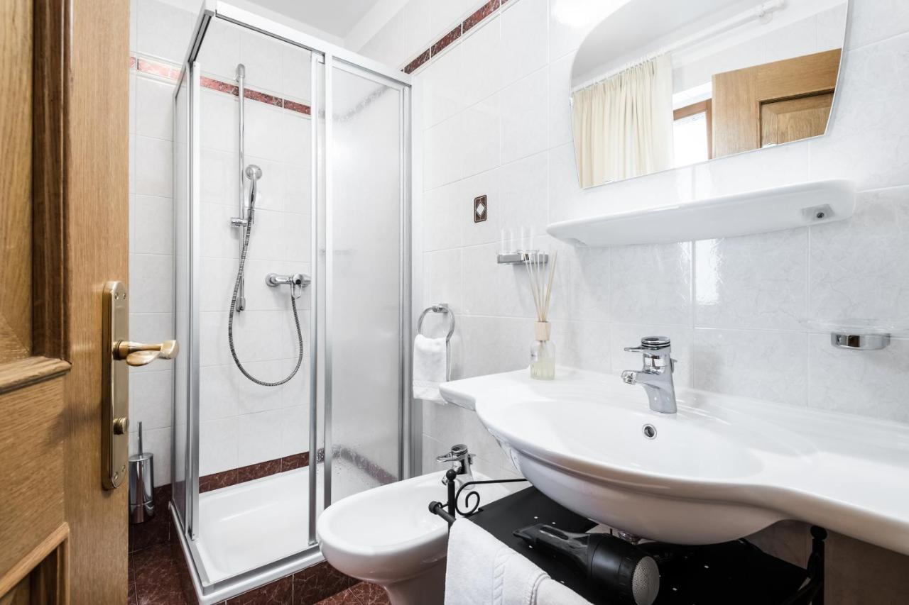 Residence Floralp โคลฟอสโก ภายนอก รูปภาพ